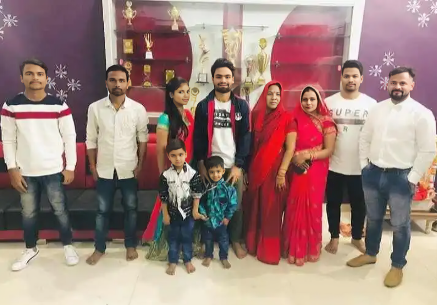 Rinku Singh Full Family